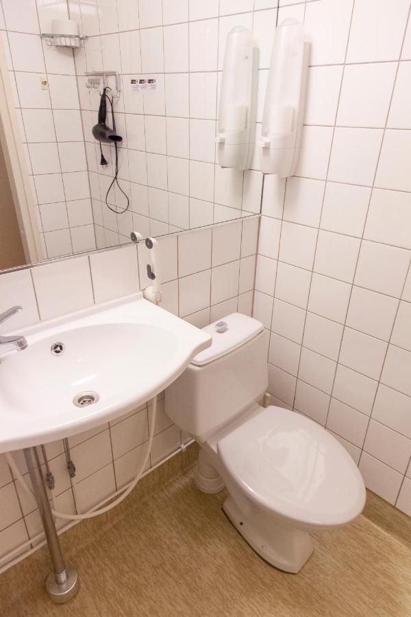 Ael Hotelli Helsingfors Exteriör bild